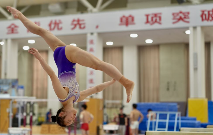 乐鱼体育即时比分与赛事更新